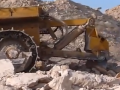 重型的推土机铲运车机械设备在运作 (266播放)